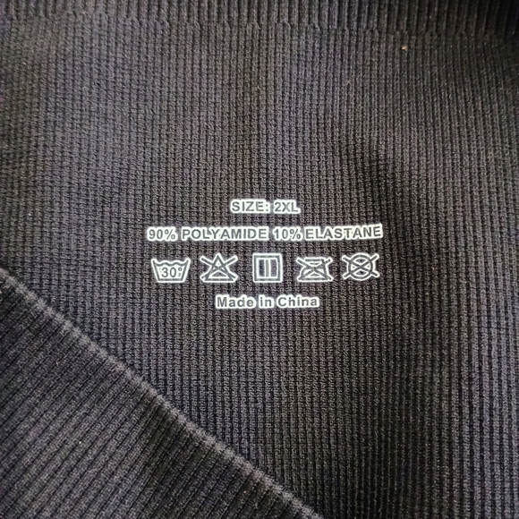 Black High-Waisted Leggings - Picture 4 of 4